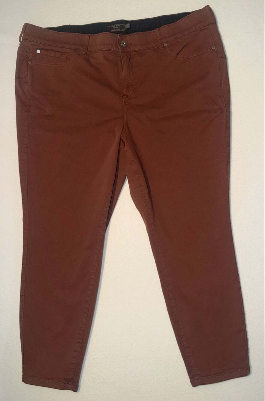 Torrid women’s super bomb shell  skinny jeans